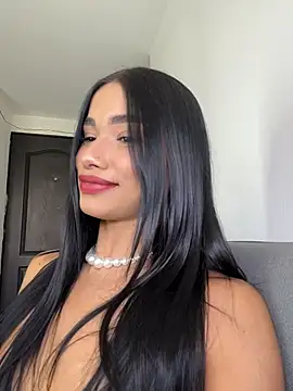 Snapshot of Bella_Smithe chatting on 18, 7, 2026 Bella Smithe online show from 18, 7, 2026