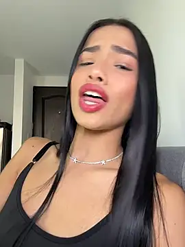 Snapshot of Bella_Smithe chatting on 11, 7, 2026 Bella Smithe online show from 11, 7, 2026