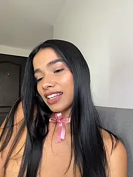 Bella Smithe online show from 15, 4, 2026