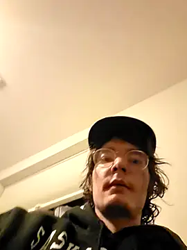 Snapshot of KinkyKittyBoy chatting on 13, 5, 2026 KinkyKittyBoy online show from 13, 5, 2026