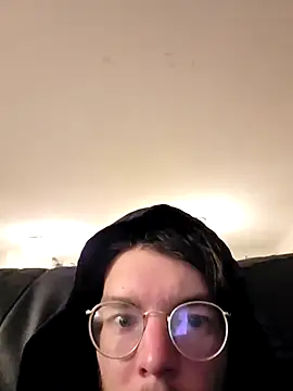 Snapshot of KinkyKittyBoy chatting on 9, 5, 2026 KinkyKittyBoy online show from 9, 5, 2026
