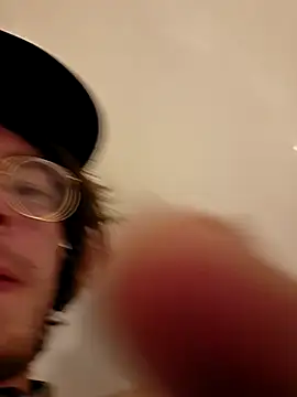 KinkyKittyBoy online show from 21, 4, 2026