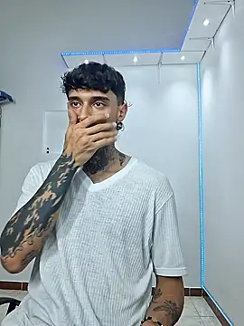 yourxcyberxangel online show from 2, 3, 2026