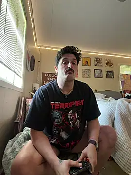 Snapshot of PoundedCajunGuy93 chatting on 12, 5, 2026 PoundedCajunGuy93 online show from 12, 5, 2026