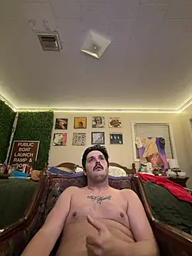Snapshot of PoundedCajunGuy93 chatting on 14, 7, 2026 PoundedCajunGuy93 online show from 14, 7, 2026