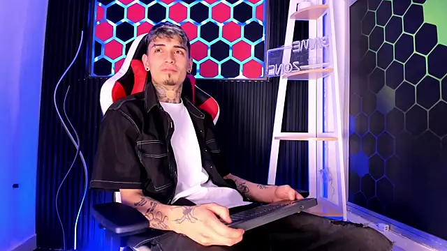 Max Hader  online show from 15, 4, 2026