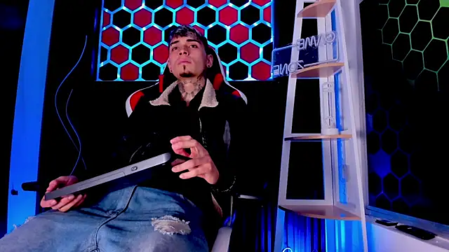 Max Hader  online show from 30, 3, 2026