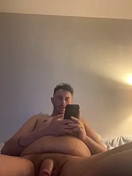 TallHungandCloudy69 online show from 5, 3, 2026