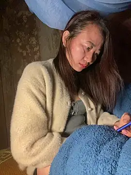 Candy baby01 online show from 26, 3, 2026