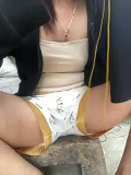 Candy baby01 online show from 16, 4, 2026