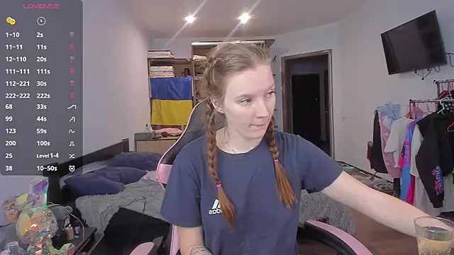 Snapshot of Mary_Blu chatting on 29, 11, 2025 Mary Blu online show from 29, 11, 2025