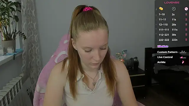 Snapshot of Mary_Blu chatting on 17, 11, 2025 Mary Blu online show from 17, 11, 2025