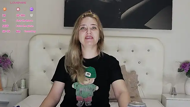 MellanieBliss online show from 21, 4, 2026