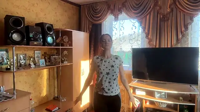 VerginiaWhite online show from 12, 3, 2026