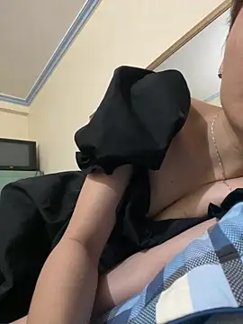 Mimi pussy online show from 12, 4, 2026