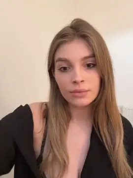 Renesme 28 online show from 6, 3, 2026