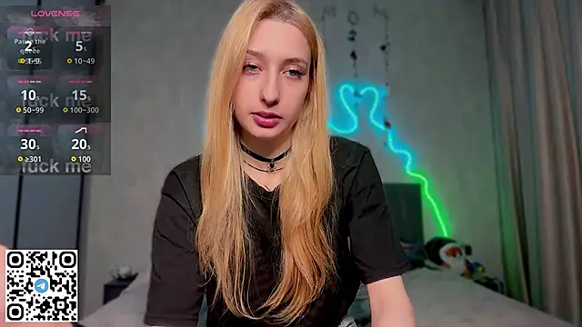 Snapshot of Emma_Willson chatting on 1, 7, 2026 Emma Willson online show from 1, 7, 2026