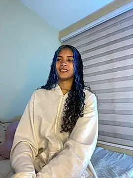 Franchezcaa  online show from 24, 7, 2026