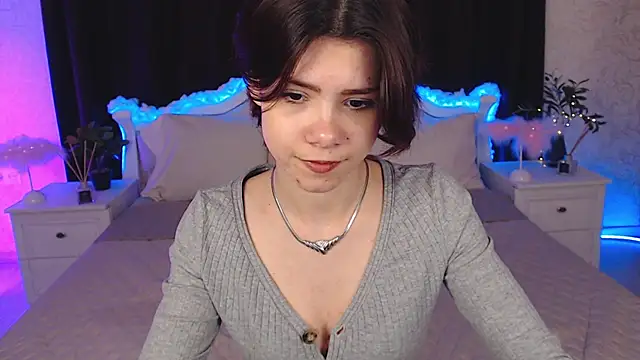 llittle-peachh online show from 11, 3, 2026