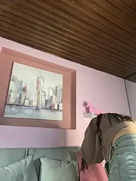 Im Luuu online show from 23, 4, 2026