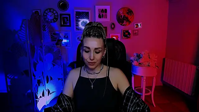 MonicaRiley online show from 20, 4, 2026