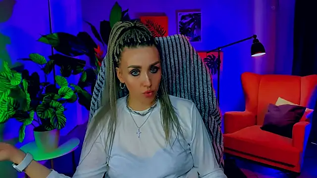 MonicaRiley online show from 23, 4, 2026