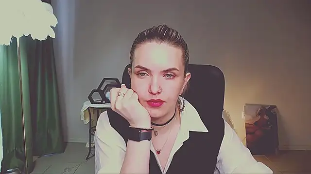 Snapshot of AliceSmite chatting on 26, 5, 2026 AliceSmite online show from 26, 5, 2026