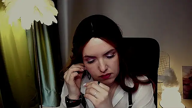 Snapshot of AliceSmite chatting on 12, 5, 2026 AliceSmite online show from 12, 5, 2026