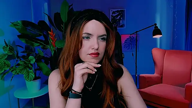 Snapshot of AliceSmite chatting on 13, 5, 2026 AliceSmite online show from 13, 5, 2026
