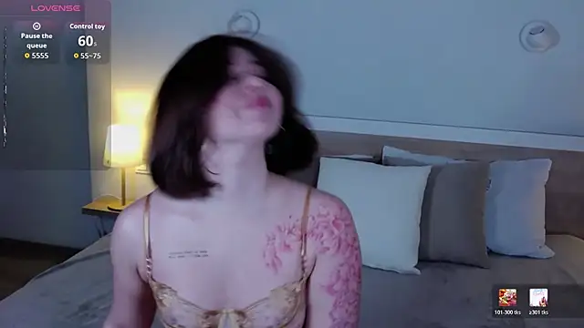 HermioneMoon online show from 10, 3, 2026