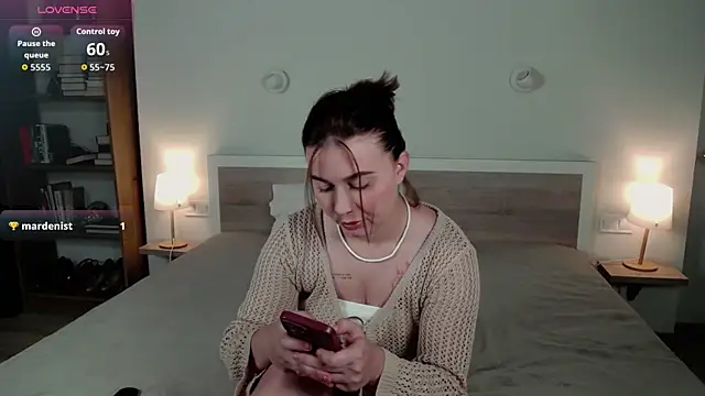 HermioneMoon online show from 24, 6, 2026