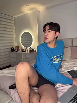 MatthewMoore  online show from 21, 4, 2026