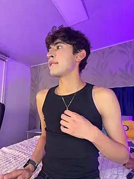 MatthewMoore  online show from 25, 3, 2026