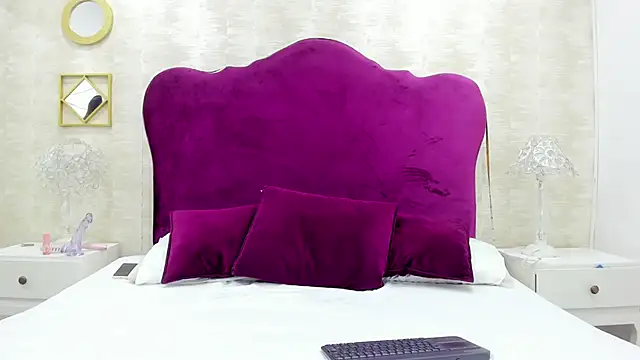 MeganVelvet  online show from 9, 3, 2026