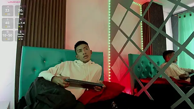 Snapshot of patrick_lovee chatting on 26, 3, 2026 patrick lovee online show from 26, 3, 2026