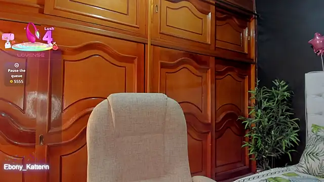 ebony katterin online show from 15, 4, 2026