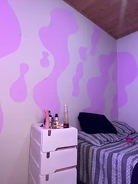 Emma Q0 online show from 21, 4, 2026