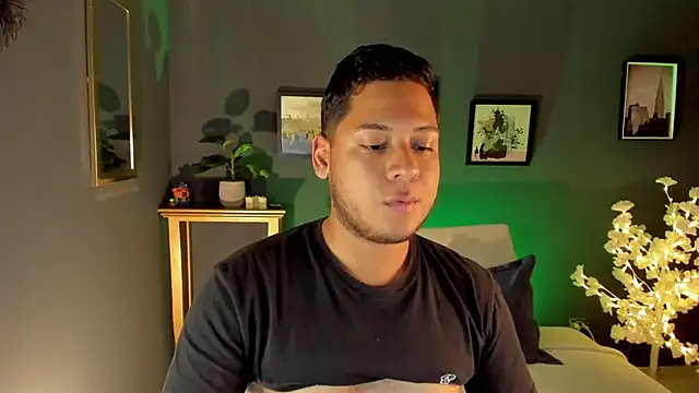 Akon 2XXX online show from 7, 4, 2026