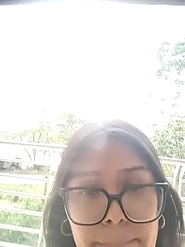 pregnant kitten01 online show from 3, 3, 2026