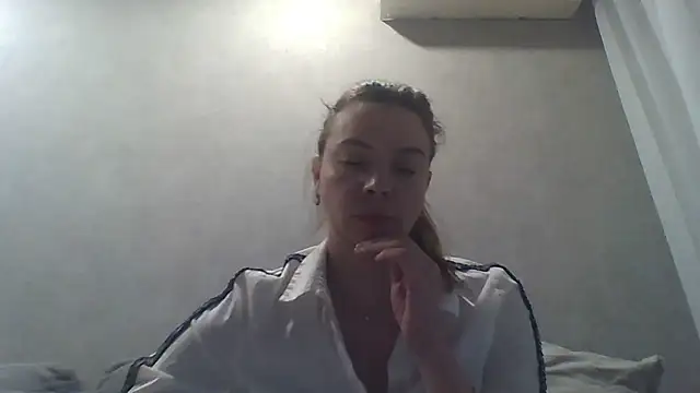 Luna2547 online show from 26, 3, 2026