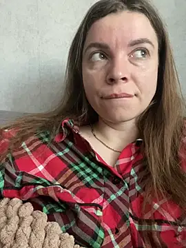 Luna2547 online show from 7, 4, 2026