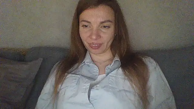 Snapshot of Luna2547 chatting on 29, 4, 2026 Luna2547 online show from 29, 4, 2026