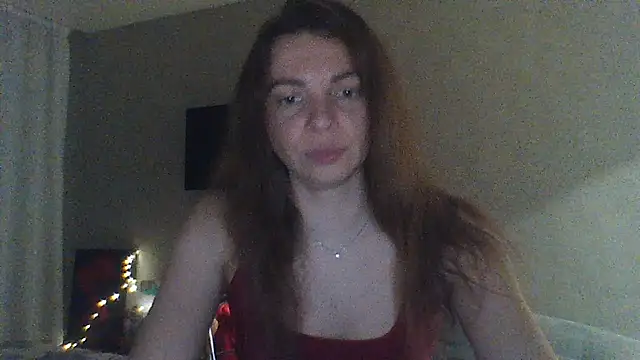 Luna2547 online show from 4, 4, 2026