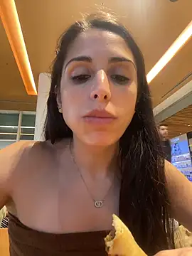 sweetwanda online show from 4, 4, 2026