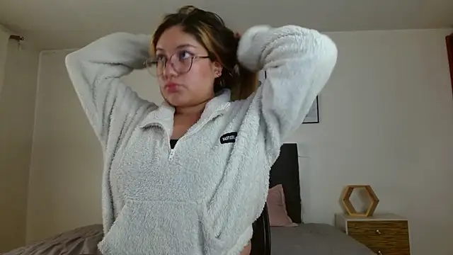 Snapshot of samanthachop chatting on 3, 6, 2026 samanthachop online show from 3, 6, 2026