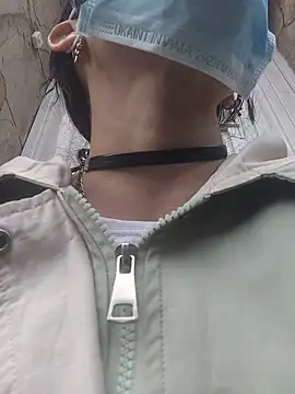 Naomimolie online show from 13, 4, 2026