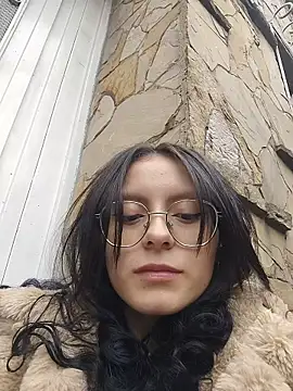 Naomimolie online show from 16, 3, 2026