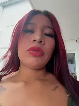 Snapshot of Cherry_Charlottee chatting on 6, 5, 2026 Cherry Charlottee online show from 6, 5, 2026