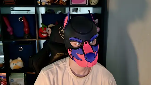 Snapshot of MellPUP chatting on 30, 6, 2026 MellPUP online show from 30, 6, 2026