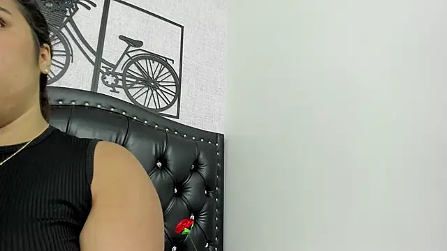  Mia Aniston online show from 7, 3, 2026